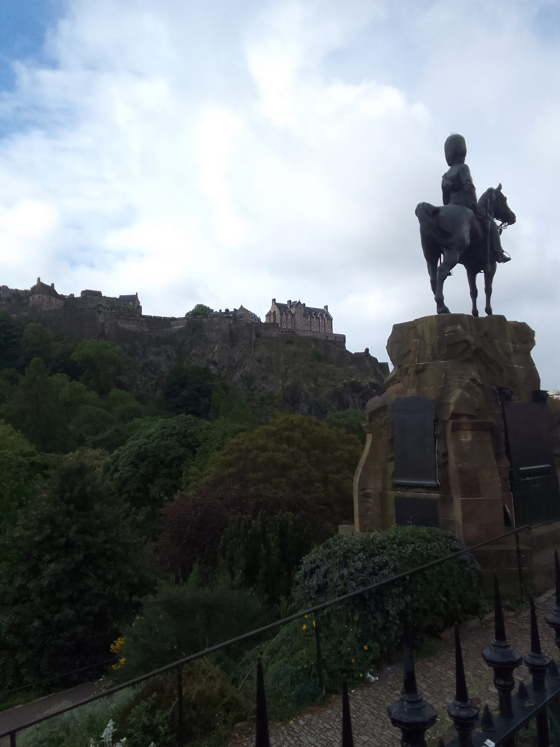 Why Edinburgh is Even Better Years Later! Whiskeys, Cobblestones, and Catching Up!
